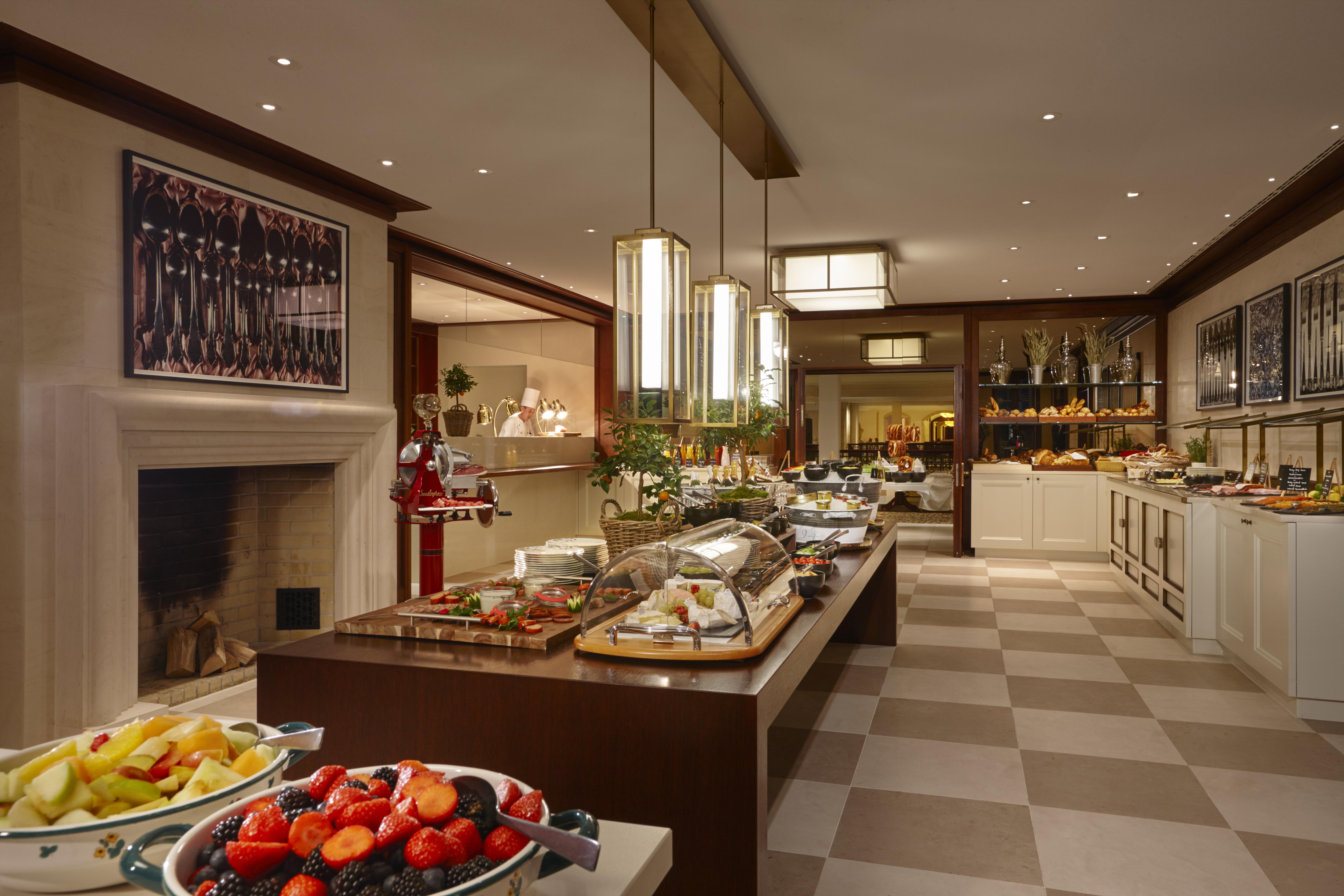 Hotel Adlon Kempinski Berlino Esterno foto The kitchen at the Ritz