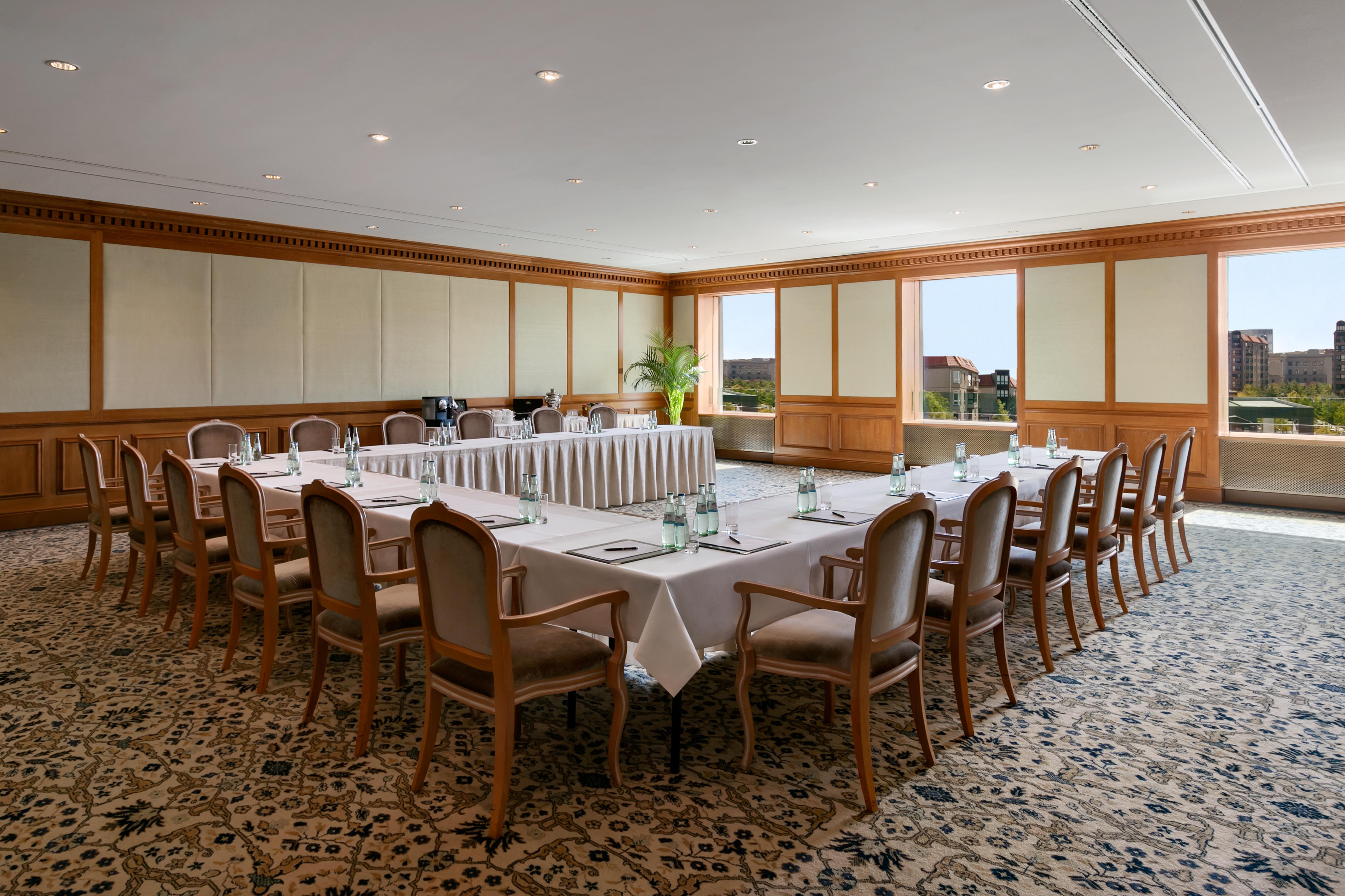 Hotel Adlon Kempinski Berlino Esterno foto Meeting room