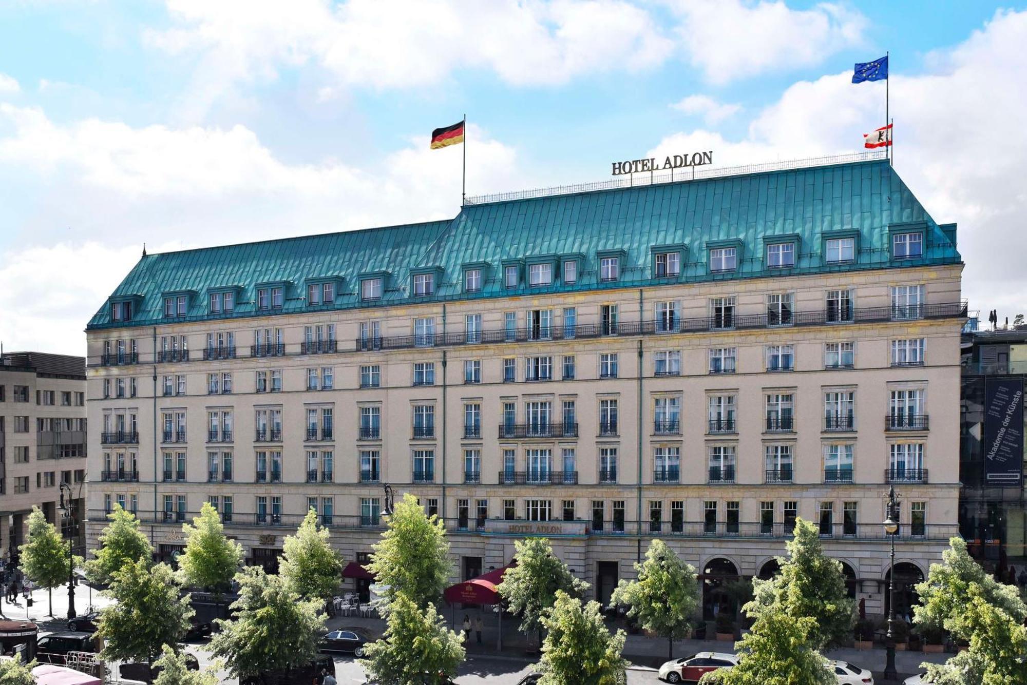 Hotel Adlon Kempinski Berlino Esterno foto