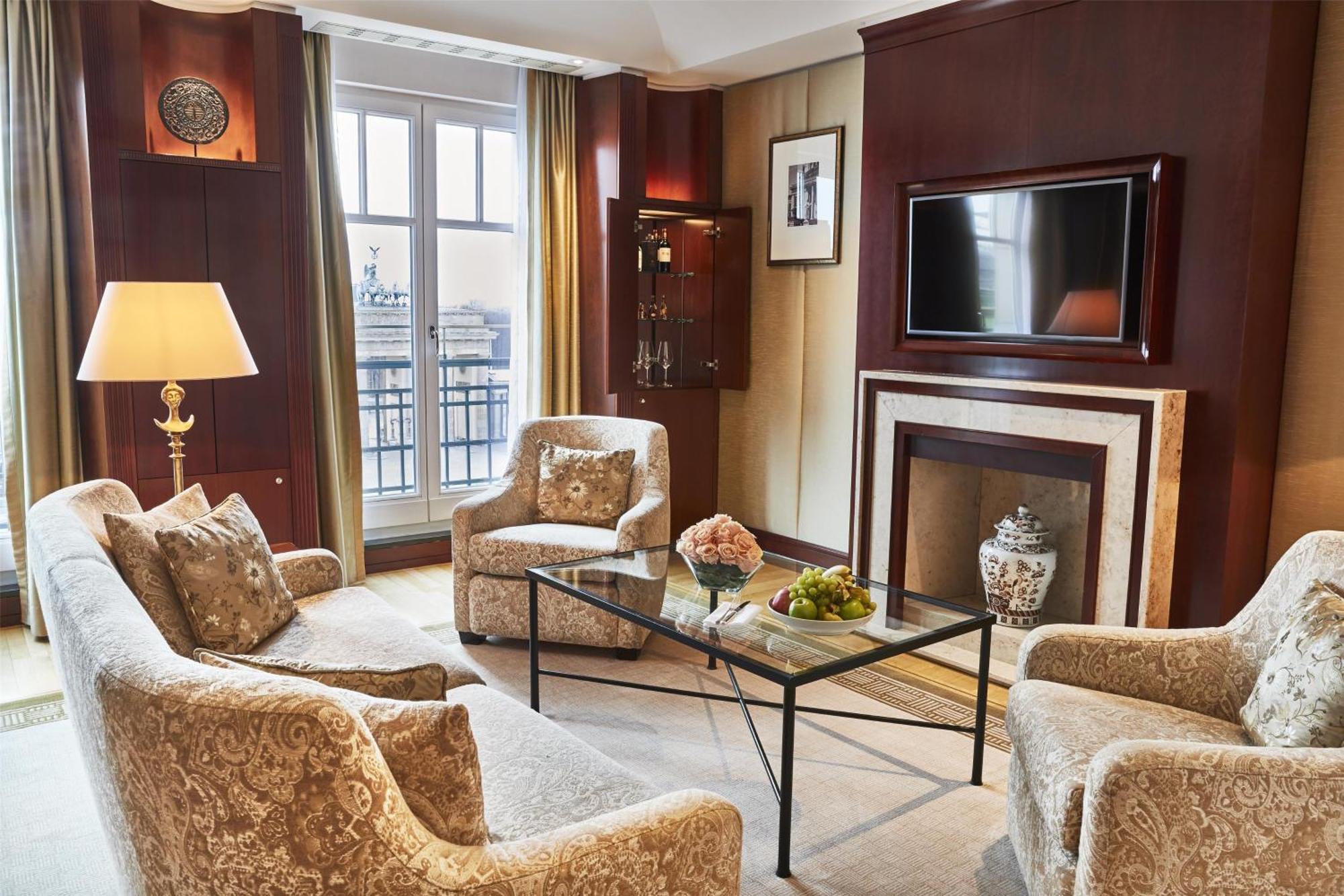 Hotel Adlon Kempinski Berlino Esterno foto