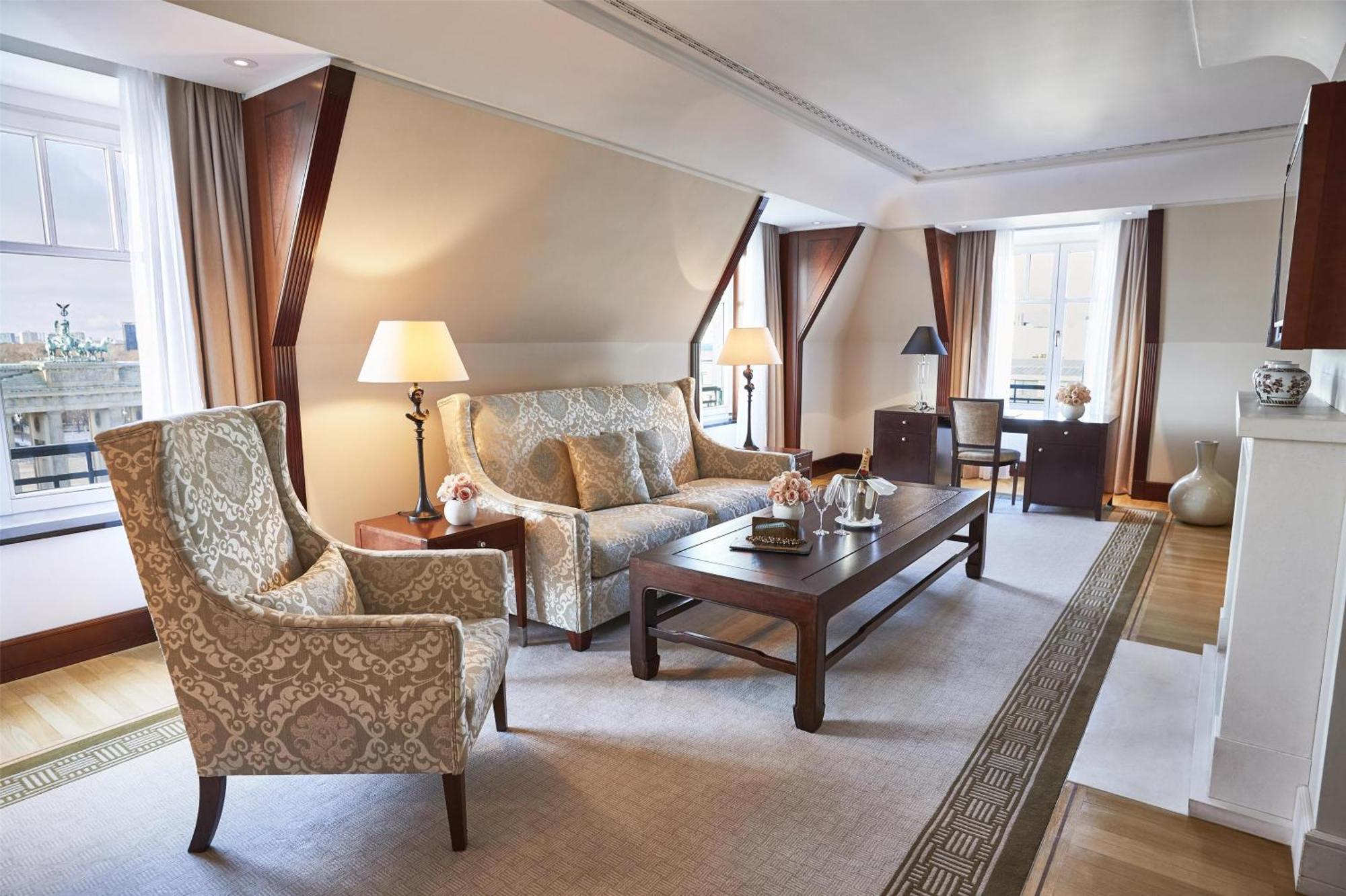 Hotel Adlon Kempinski Berlino Esterno foto