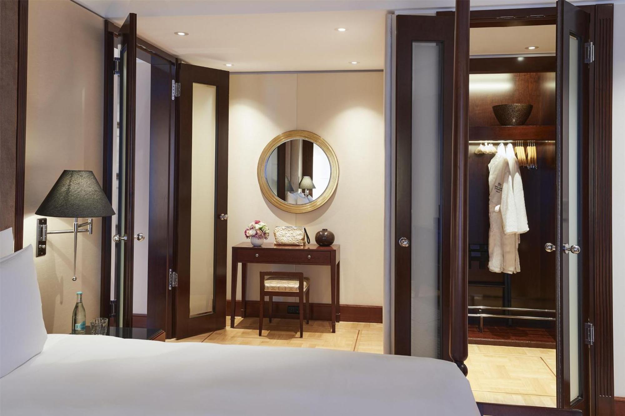 Hotel Adlon Kempinski Berlino Esterno foto