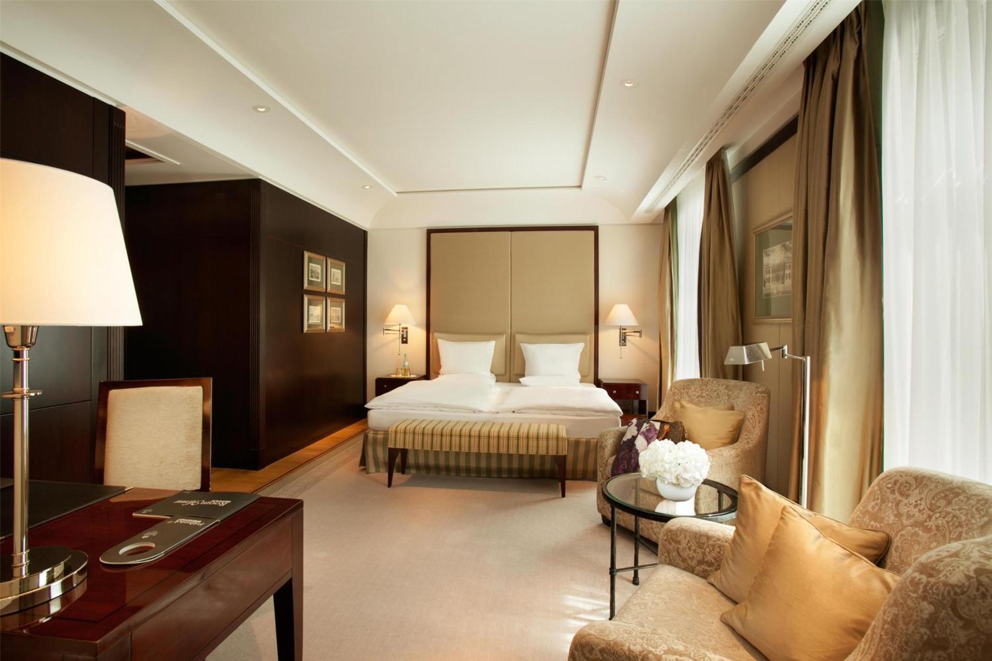 Hotel Adlon Kempinski Berlino Esterno foto
