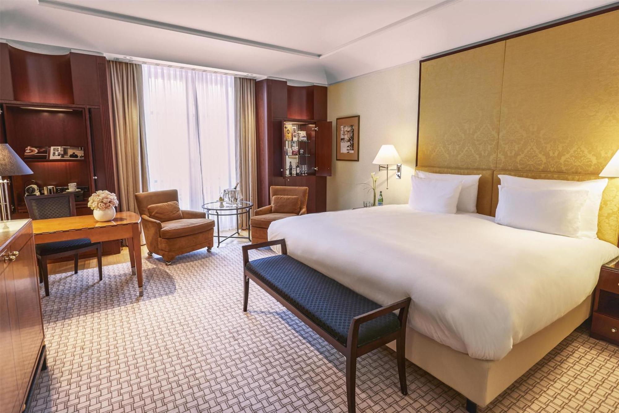 Hotel Adlon Kempinski Berlino Esterno foto